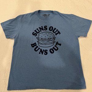 Mens XL Suns Out Buns Out tshirt
